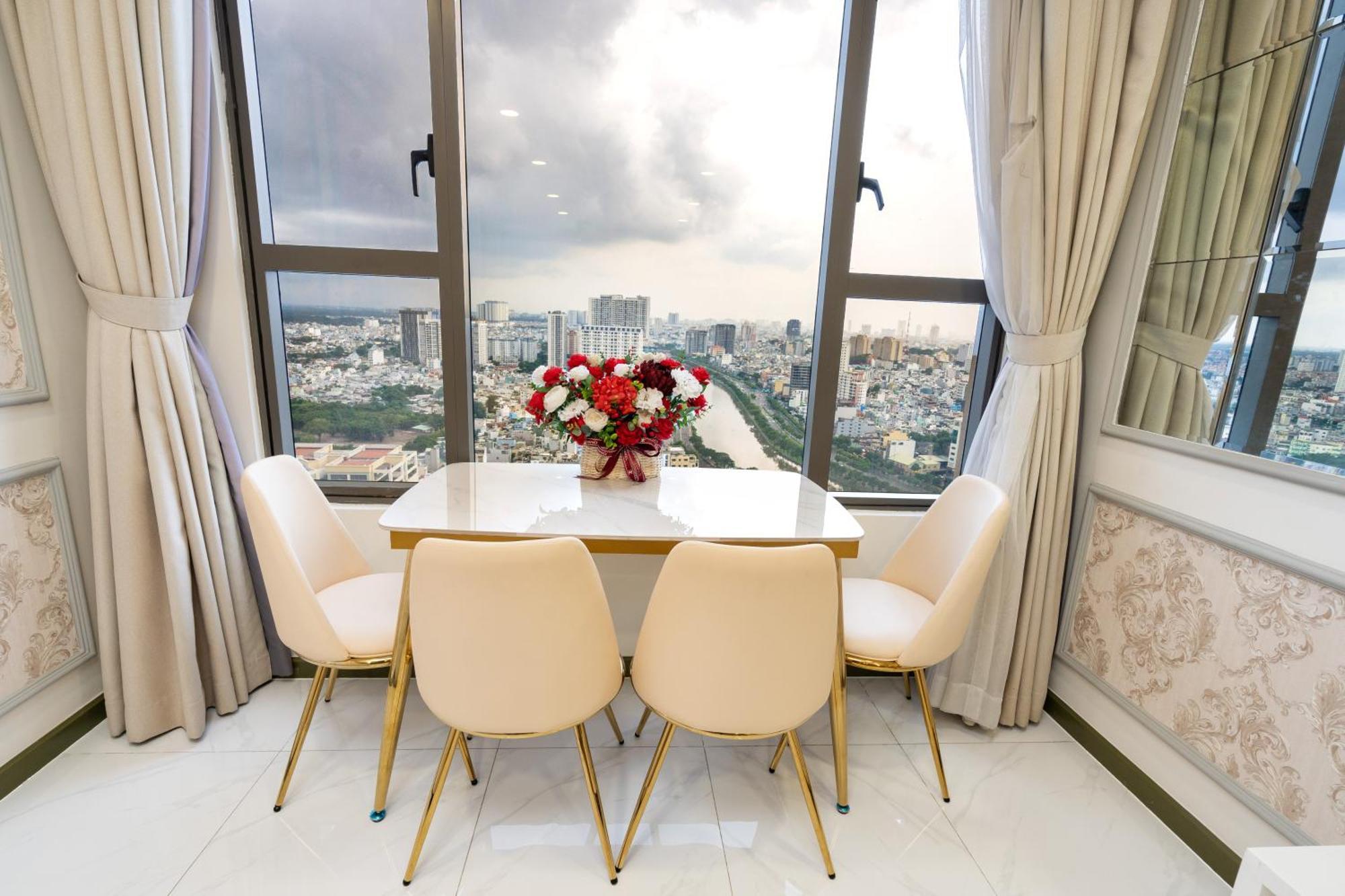 Awesome Rivergate Apartment - Cbd In Hcm City Ho Şi Min Exterior foto